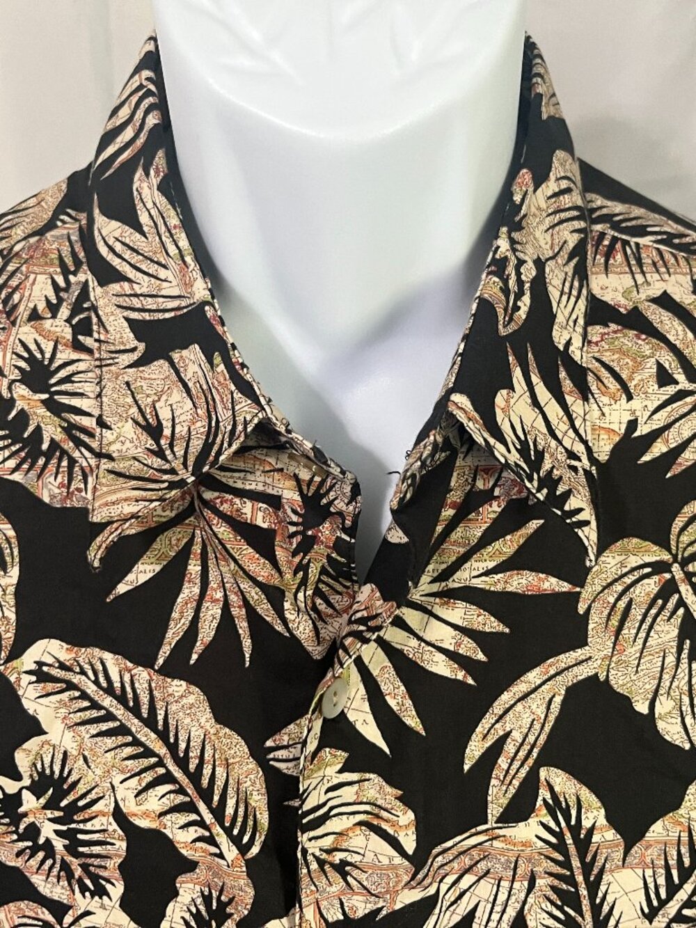 Tori Richard Men’s Hawaiian Shirt L Black Multicolor Floral Short Sleeve EUC